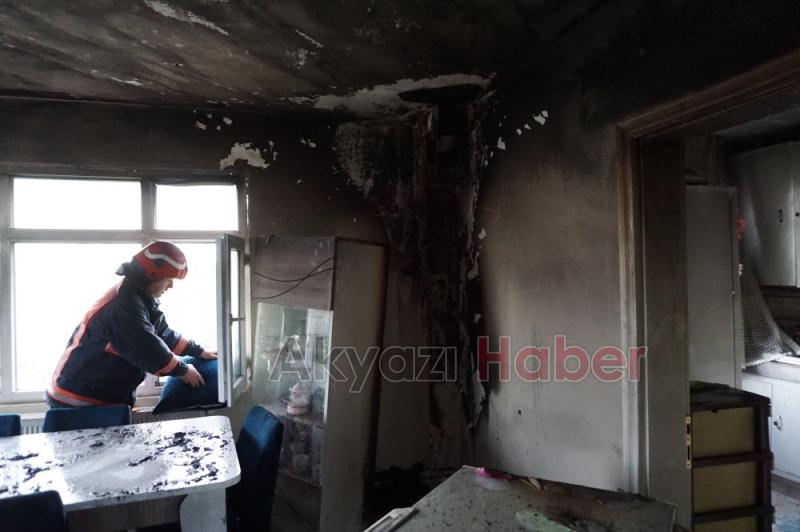 Yangını gören ev sahibi bayıldı