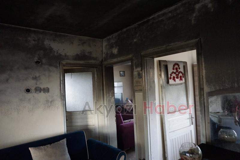 Yangını gören ev sahibi bayıldı