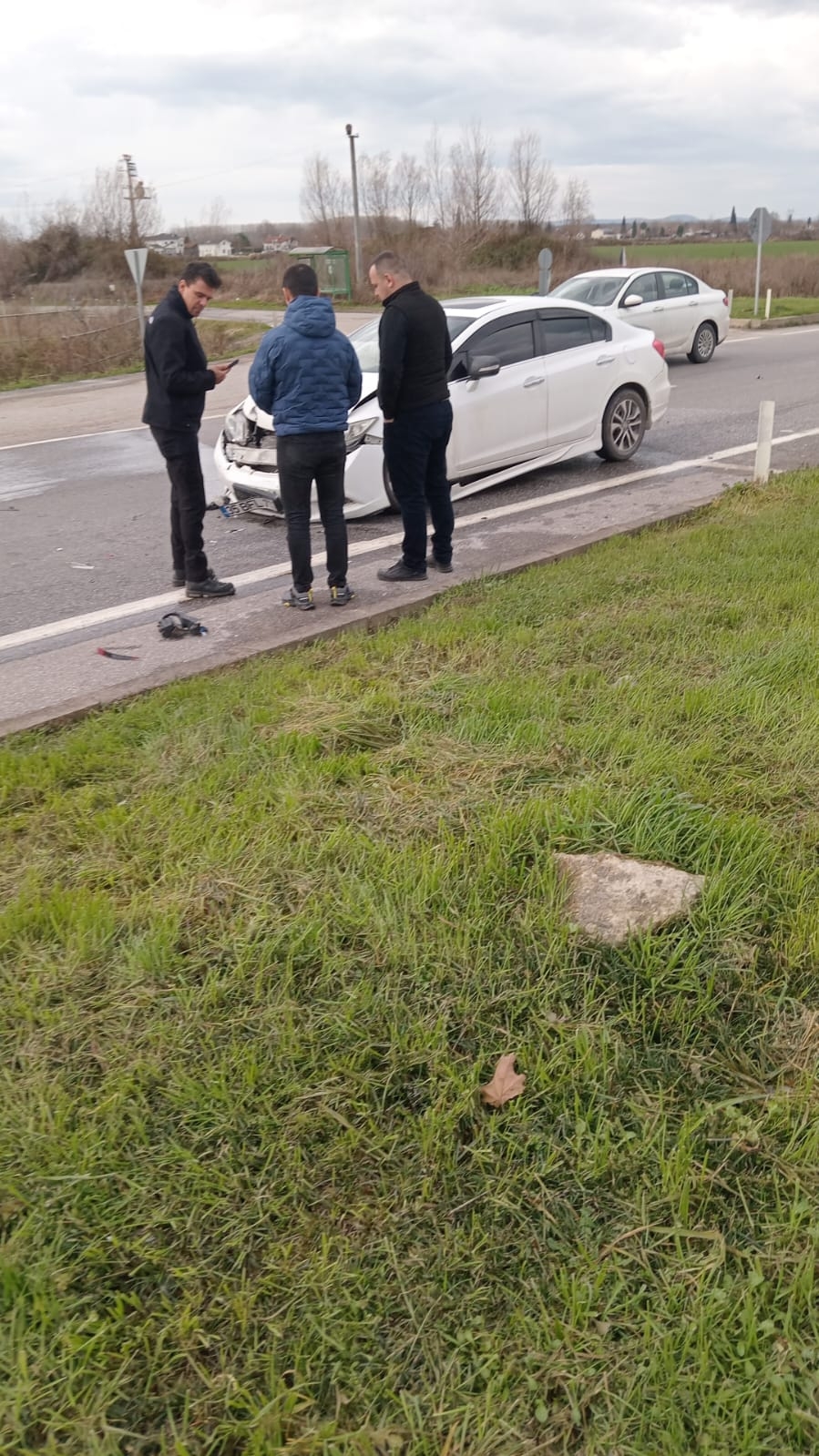 D-140'da otomobiller çarpıştı: 2 yaralı