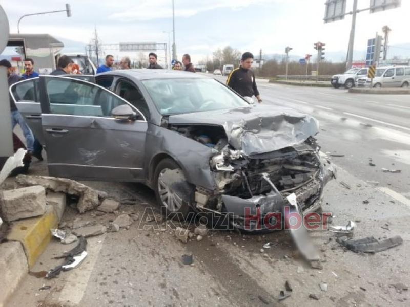 D100 Ormanköy Kavşağında  Işık ihlali kazası