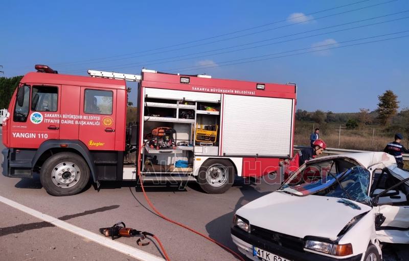 D140 Akyazı Gişelerinde Sıkışmalı Trafik Kazası