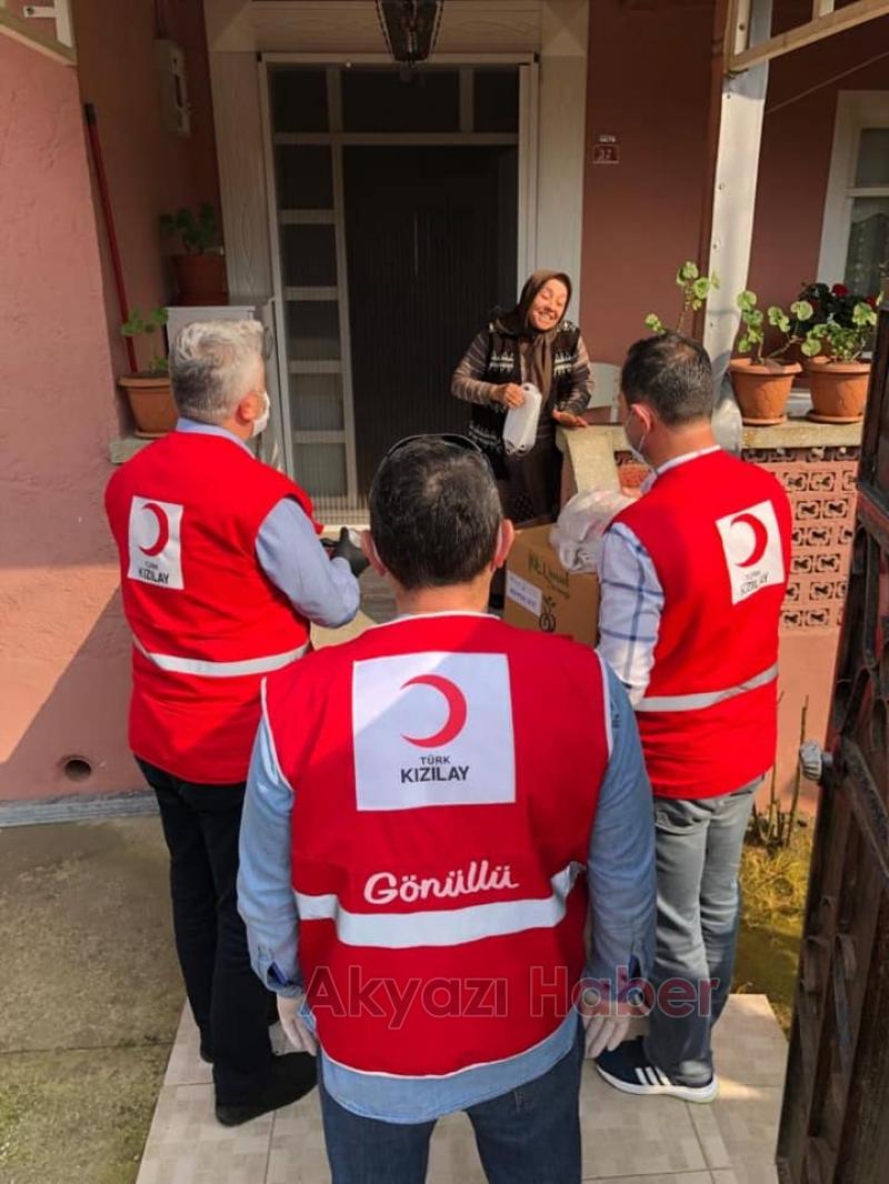 Dağıtımda Başkan Soykanda görev aldı