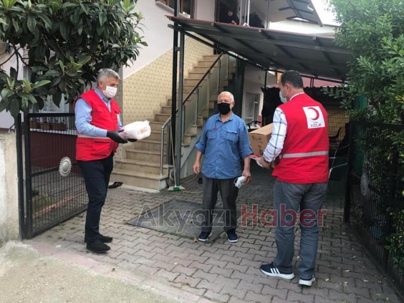 Dağıtımda Başkan Soykanda görev aldı