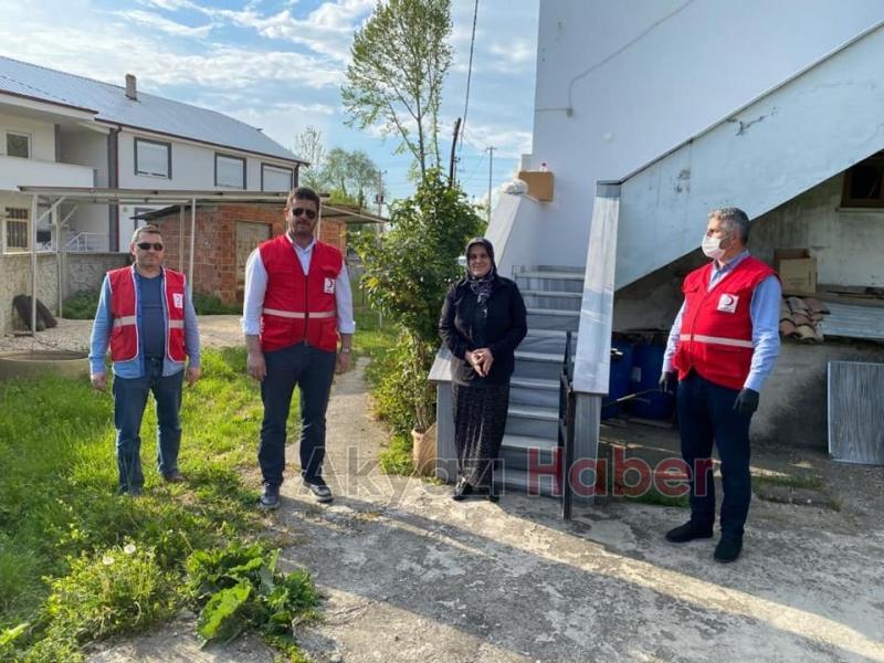 Dağıtımda Başkan Soykanda görev aldı