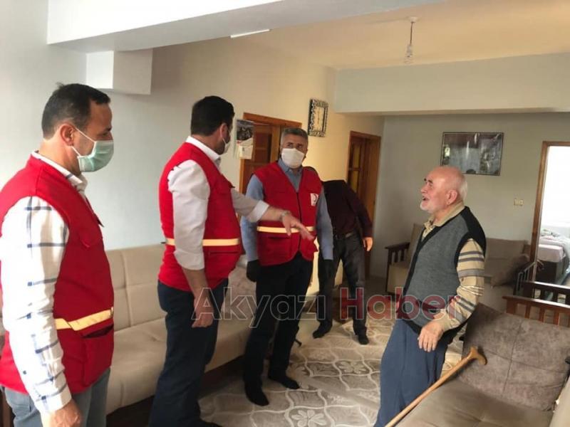 Dağıtımda Başkan Soykanda görev aldı