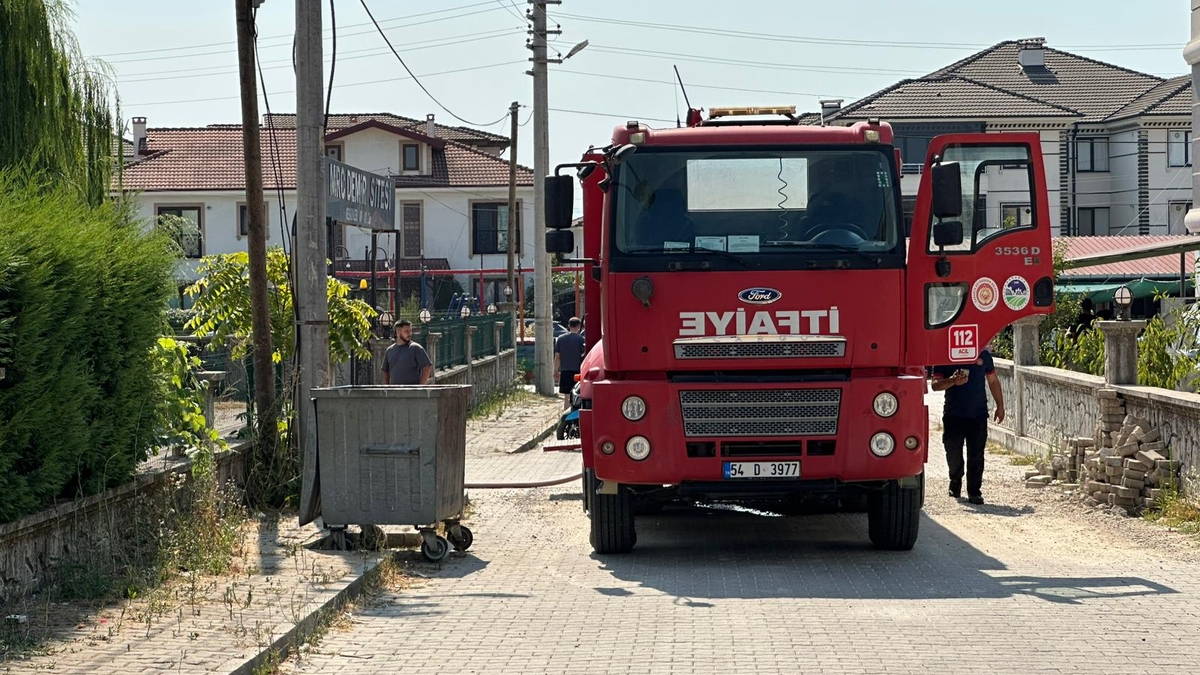 Dairede çıkan yangın paniğe neden oldu