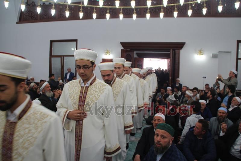 Darül Kurra Cami Dualarla İbadete Açıldı