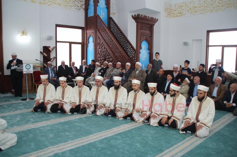 Darül Kurra Cami Dualarla İbadete Açıldı