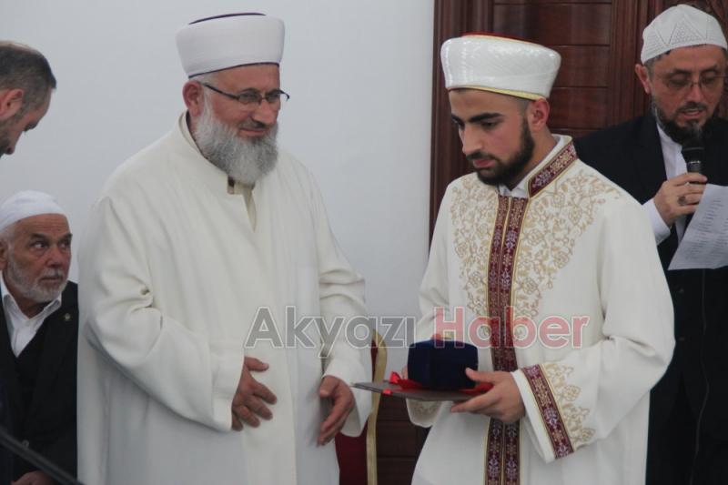 Darül Kurra Cami Dualarla İbadete Açıldı