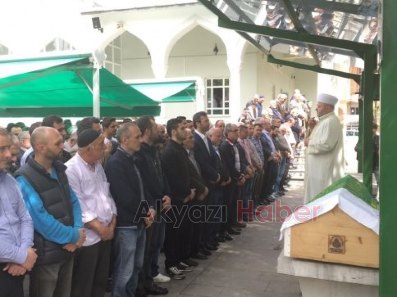 Davut Uğur Defnedildi