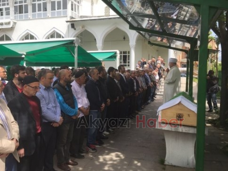 Davut Uğur Defnedildi