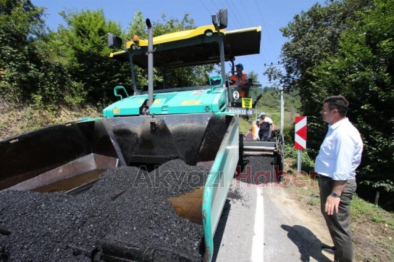 DEDELER ve MADENLER MAHALLESİNDE SICAK ASFALT ÇALIŞMALARI BAŞLADI