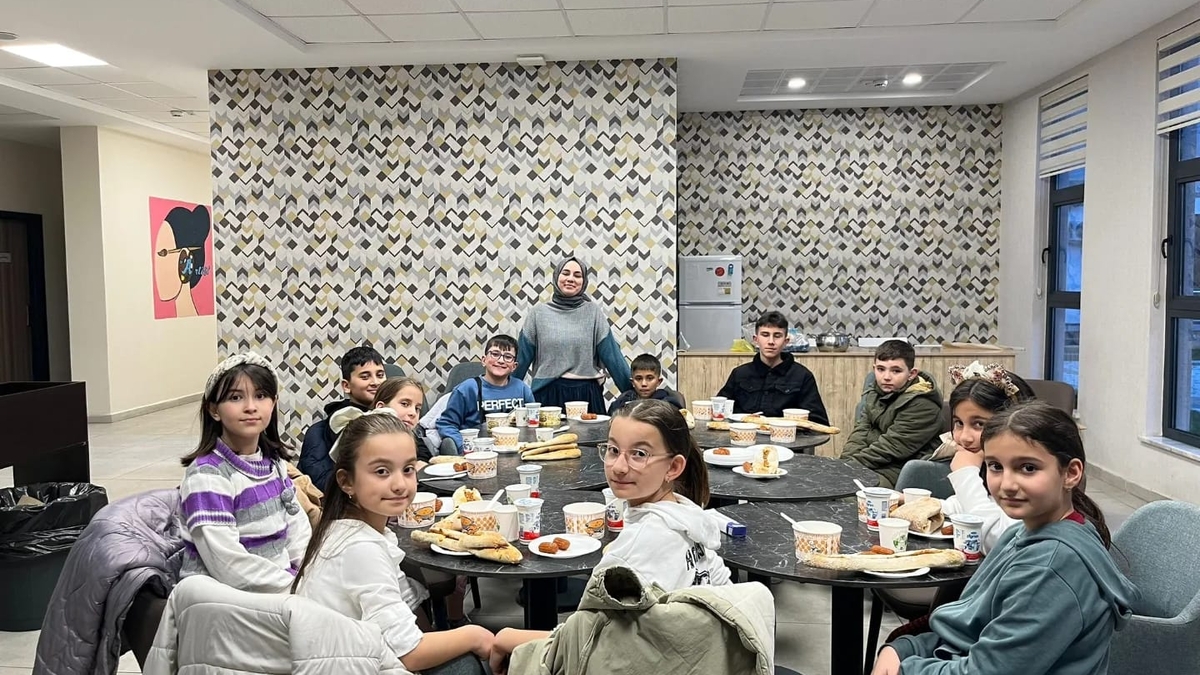 Değerler Eğitimi Programında Renkli İftar Buluşması