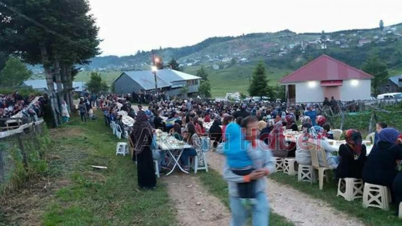 Demiralay Ailesi nden Mevlit Programı