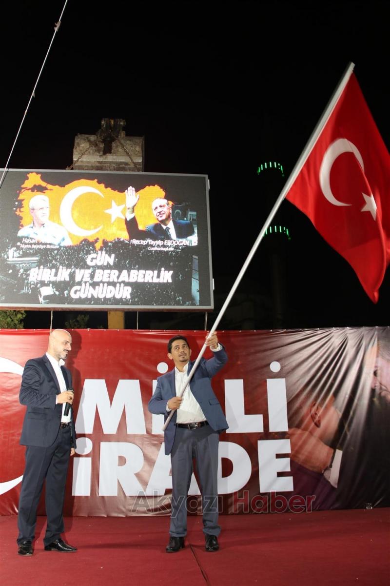 DEMOKRASİ NÖBETİ 21. GÜNE ULAŞTI