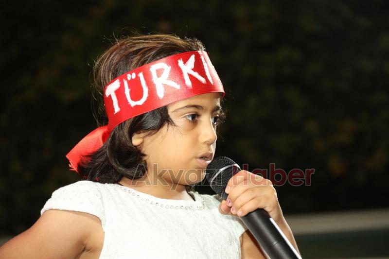 DEMOKRASİ NÖBETİ 21. GÜNE ULAŞTI