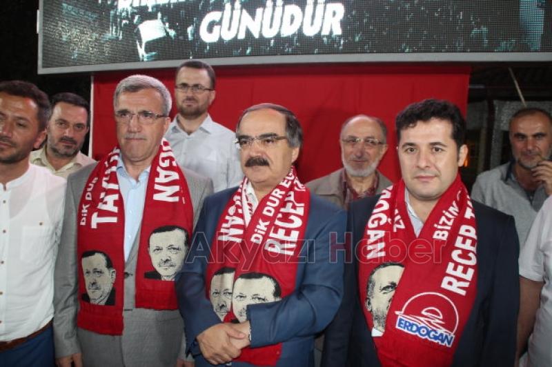 Demokrasi Nöbetinin 10.Günü Akyazıda Coşkuyla Devam Etti