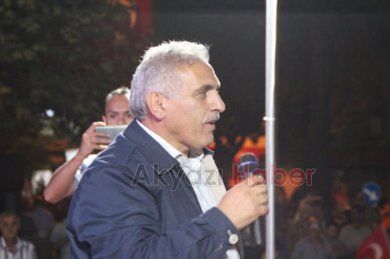 Demokrasi Nöbetinin 7.Gecesinde Ali İnci Akyazılılara Seslendi