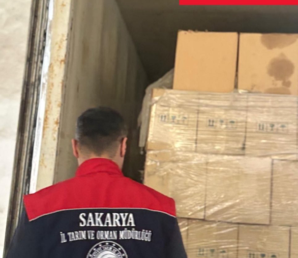 Depodan 2 bin 850 litre sahte yağ çıktı