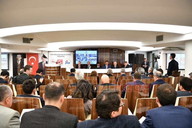 Deprem öldürmez binalar öldürür