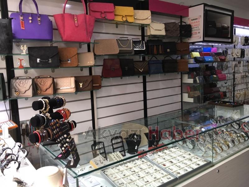 Devren Satılık Takı ve Aksesuar Dükkanı