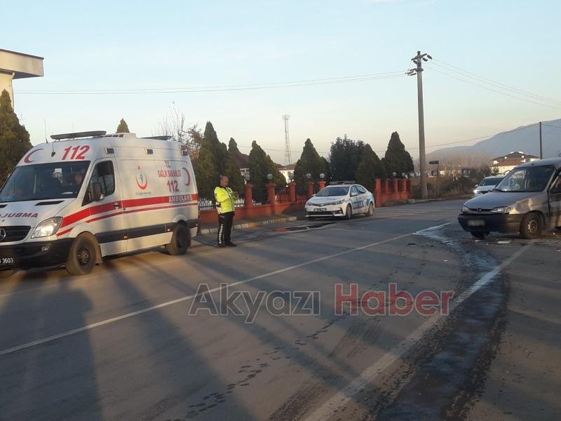 Dikkatsizlik kaza ile sonuçlandı 1 yaralı