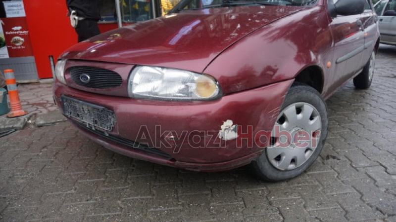 Dikkatsizlik kazaya neden oldu Motosikletli yaralandı