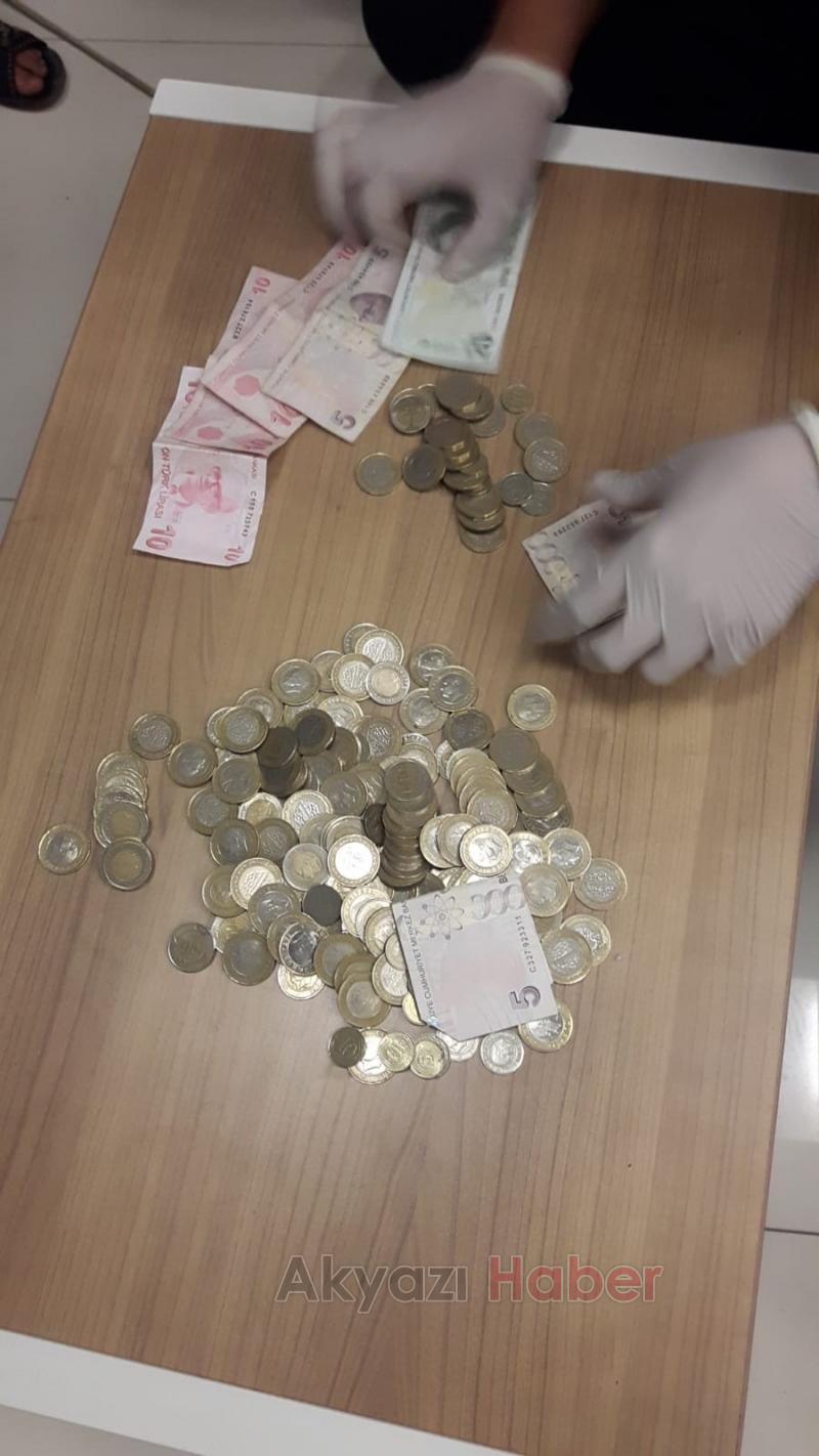 Dilenciden servet çıktı