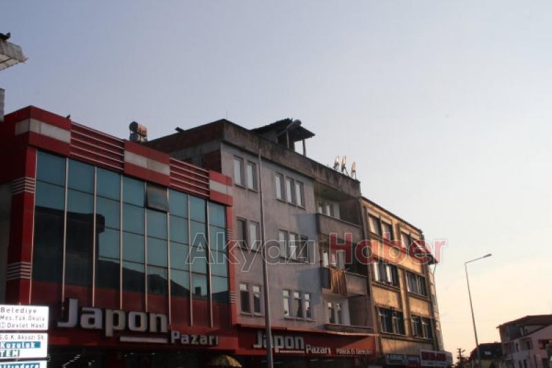 Dış Cephede Dökülen Sıvalar Tehlike Saçıyor