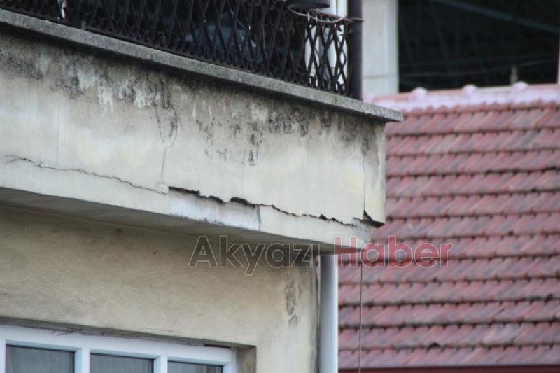 Dış Cephede Dökülen Sıvalar Tehlike Saçıyor