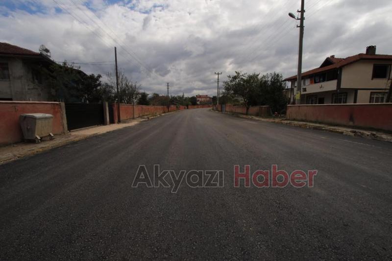 DOĞALGAZ ÇALIŞMASI BİTEN KÜÇÜCEK’TE ASFALT SERİMİ