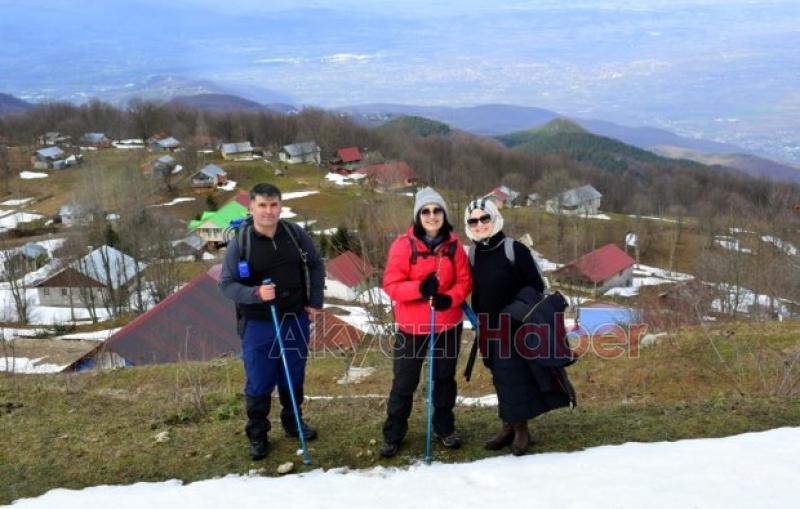 Doğasever Öğretmenler Keremali Zirvesine Yürüdü