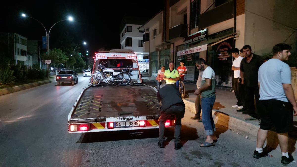 Doktor ve ambulans sürücüsü yardıma koştu
