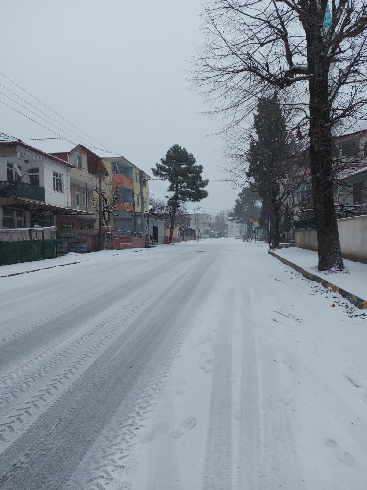 Dokurcun'da kar yağışı etkili oluyor