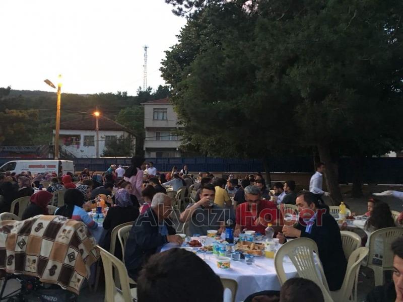  Dokurcun Mahallesi İftarda Buluştu