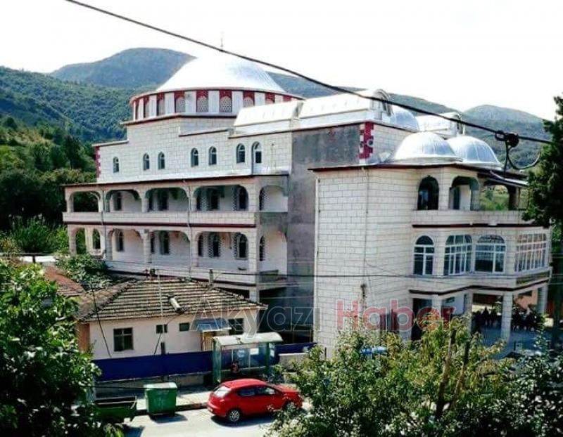 Dokurcun Merkez Camii Hayırseverlerin Yardımını Bekliyor