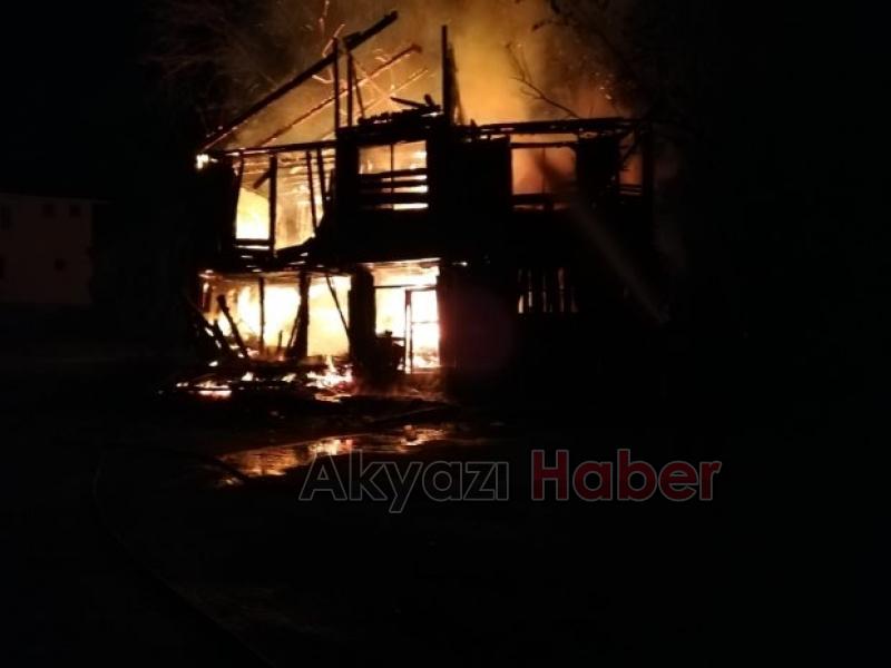 Dokurcunda korku dolu anlar Alev alev yandı