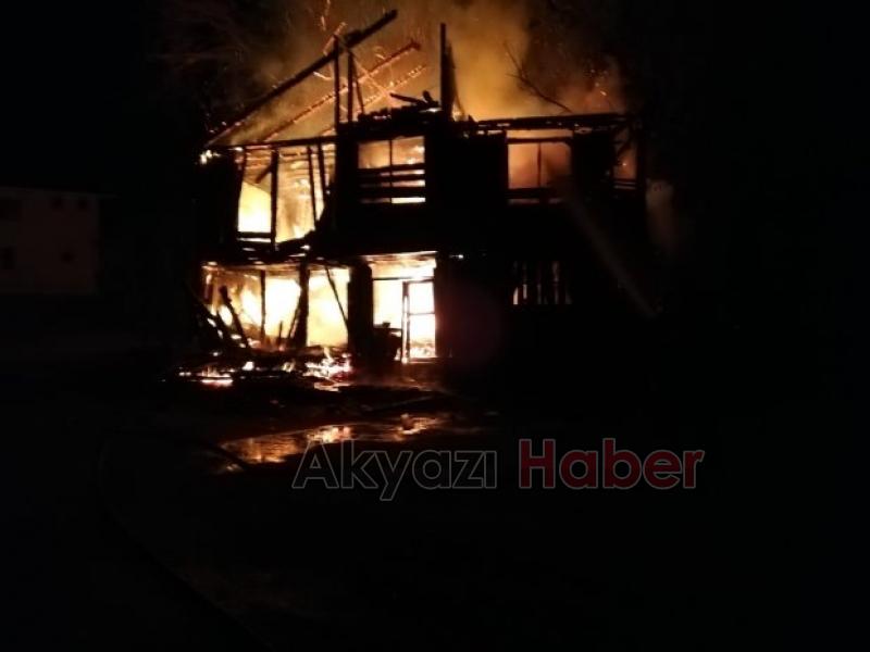 Dokurcunda korku dolu anlar Alev alev yandı