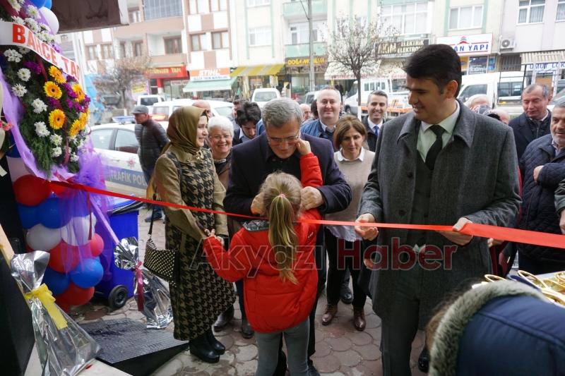 Domino's Pizza Akyazı Şubesi Törenle Açıldı