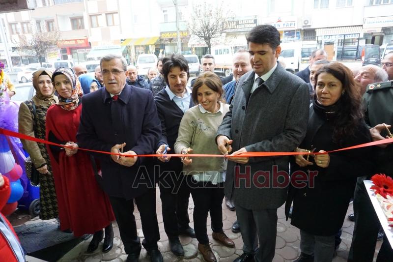  Domino's Pizza Akyazı Şubesi Törenle Açıldı