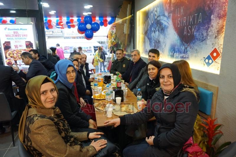  Domino's Pizza Akyazı Şubesi Törenle Açıldı