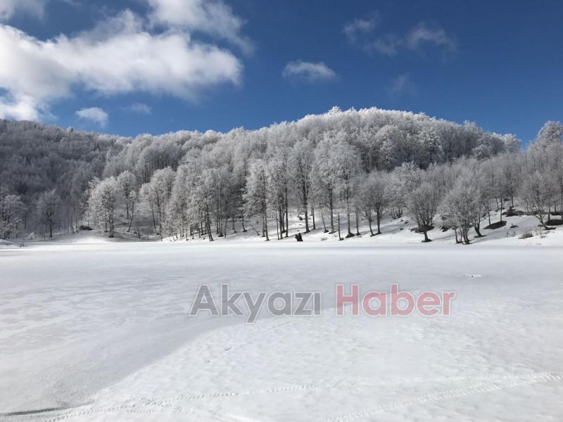 Donan Gölde Kros Yaptılar 
