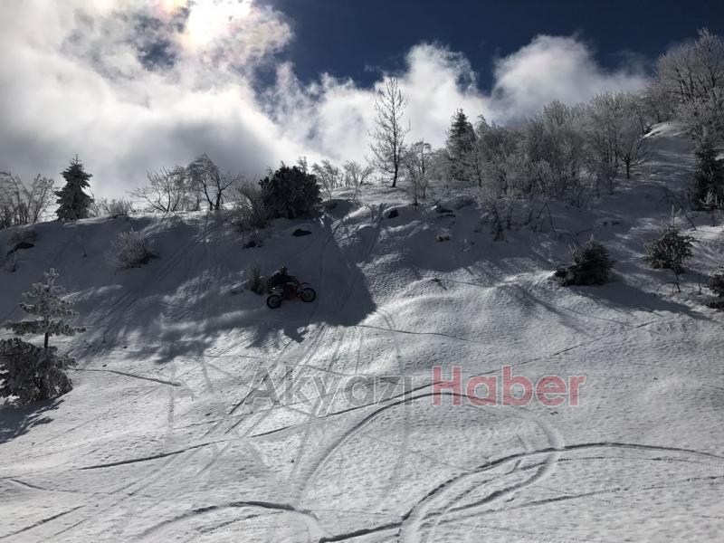 Donan Gölde Kros Yaptılar 