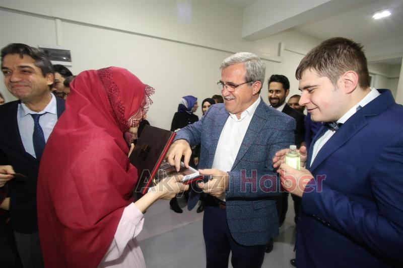 DÜNYA ENGELLİLER GÜNÜ AKYAZIDA KUTLANDI