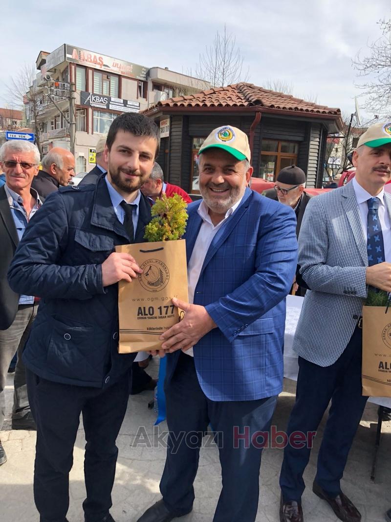 Dünya Ormancılık Gününde Akyazı da 3 Bin Fidan Dağıtıldı