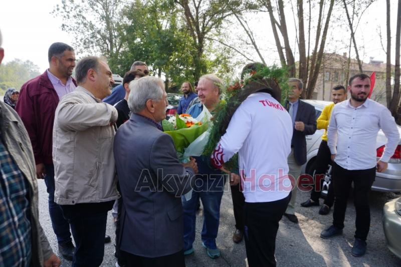 Dünya Şampiyonuna memleketinde Coşkulu karşılama