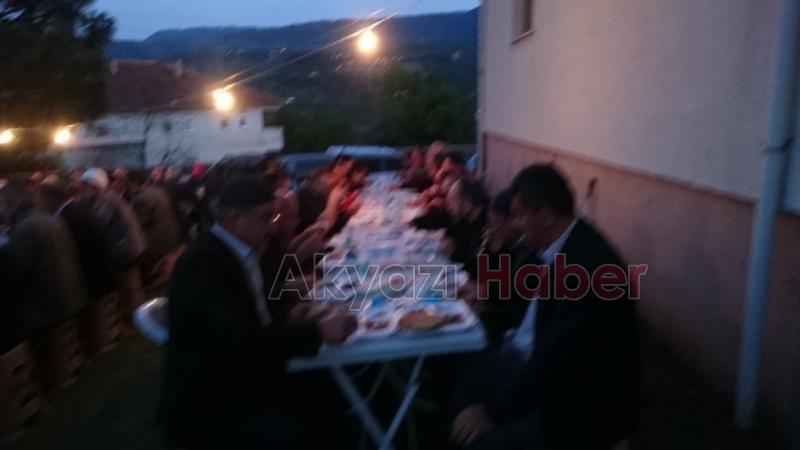  Durmuşlar Mahallesi’nde Geleneksel İftar Yemeği