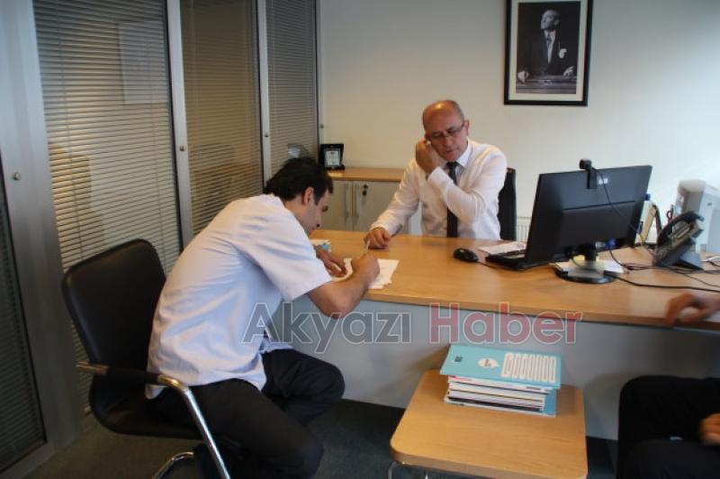 Duyarlı Vatandaş Bankamatikte Unutulan Parayı Teslim Etti