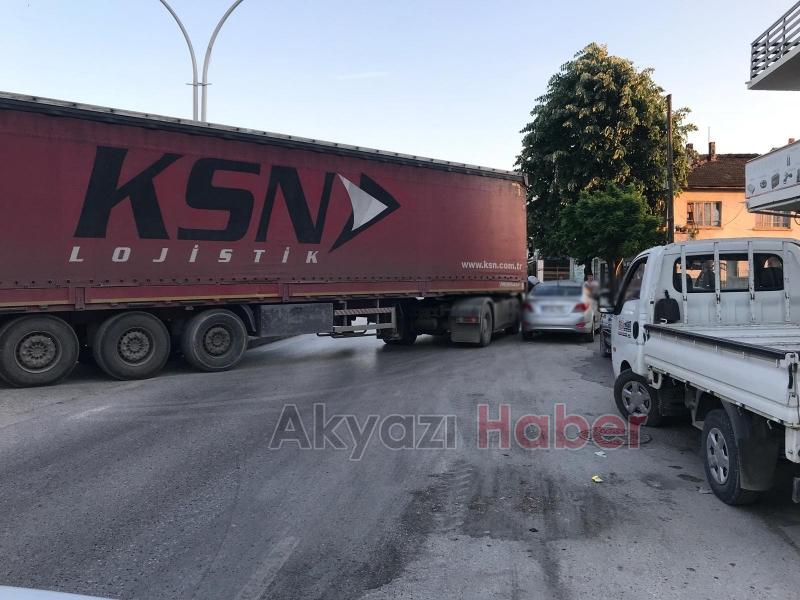  Duyarsız, Sorumsuz Sürücüler Akyazı’da Trafiği Katlediyor