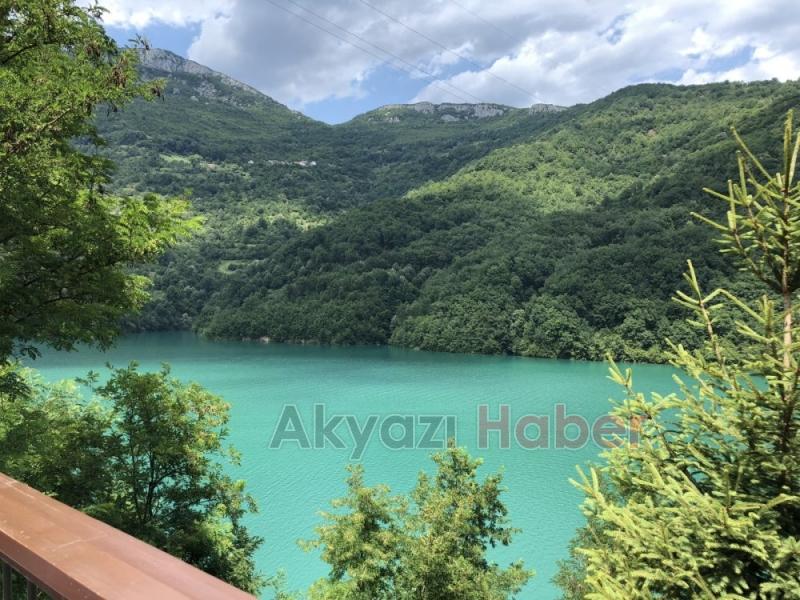 Eğitim-Bir-Sen Akyazı Temsilciliği Balkanları Gezdi